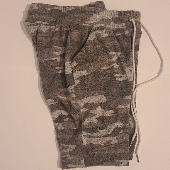 Camouflage joggers or sleepers - Picture 3 of 5